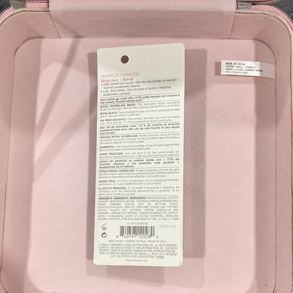 Bundle 💋Makeup Set with Pink Zip Case - Picture 4 of 12